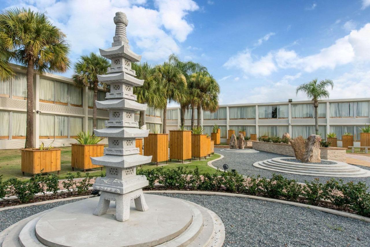 West Wing Hotel, Ascend Hotel Collection Tampa Extérieur photo